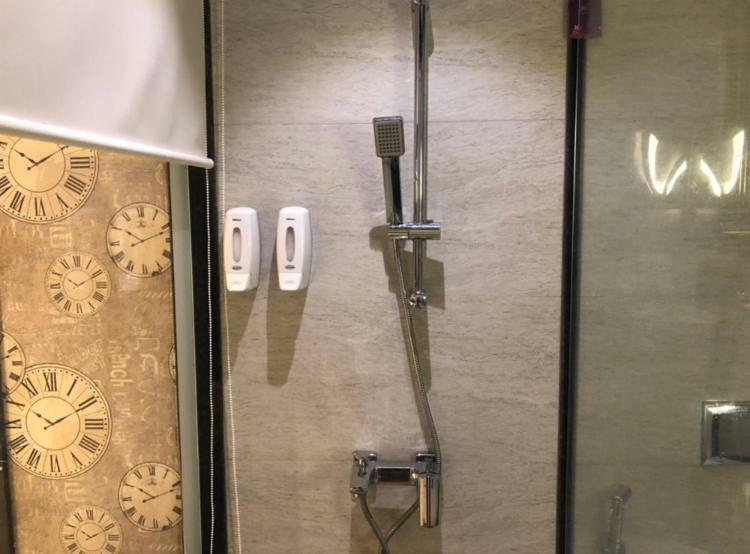ホテルVirat Ambe Sports Club Ulhāsnagar エクステリア 写真